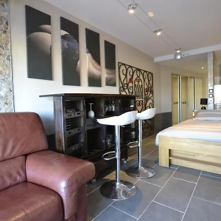 Naturiste Captive Heliopolis Fg 13 *